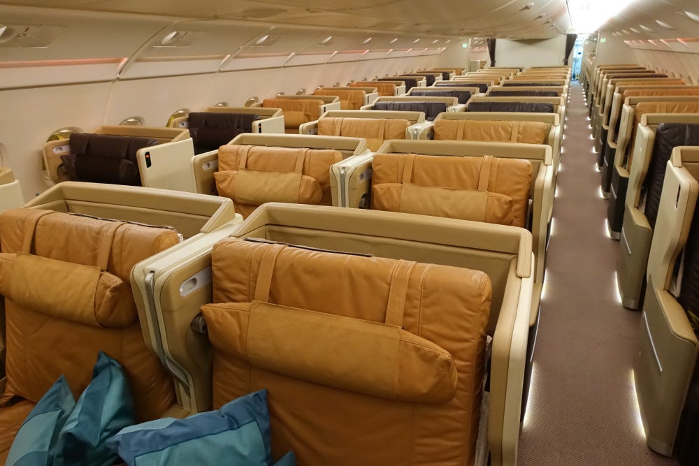 singapore airlines a380 business class review