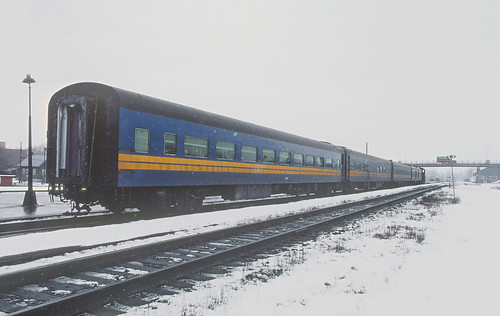 via rail toronto to montreal review